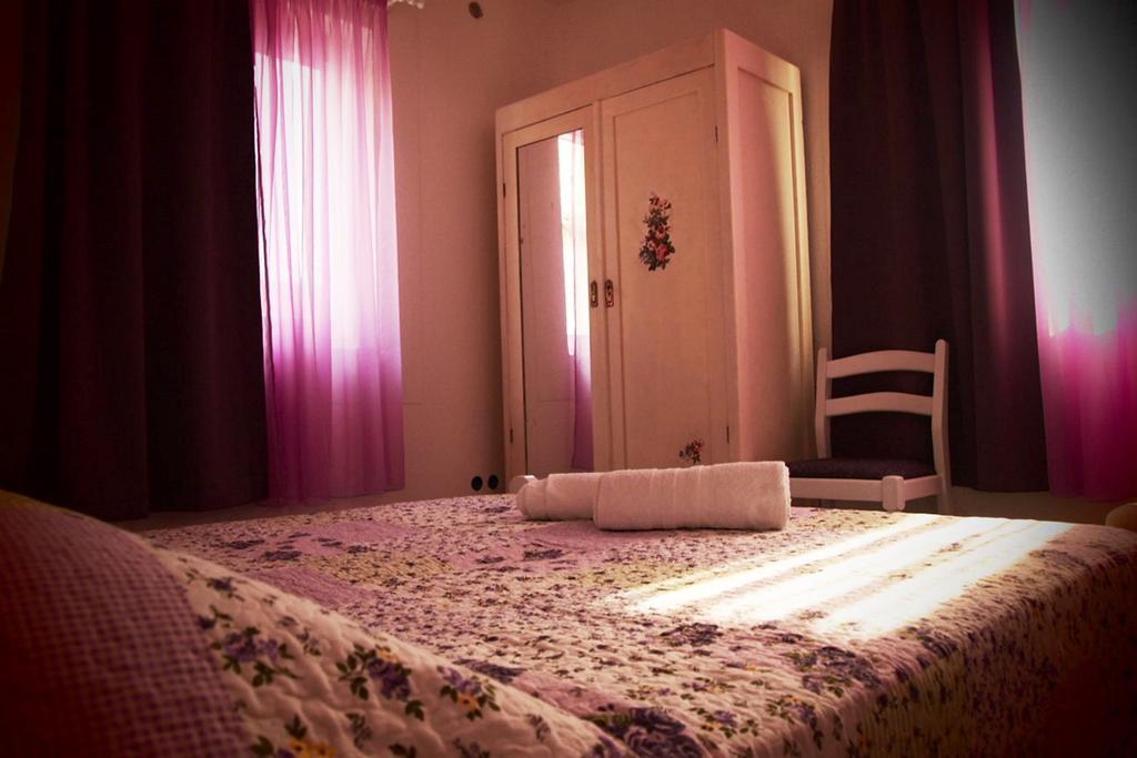 Apartment Old Town Makarska Oda fotoğraf